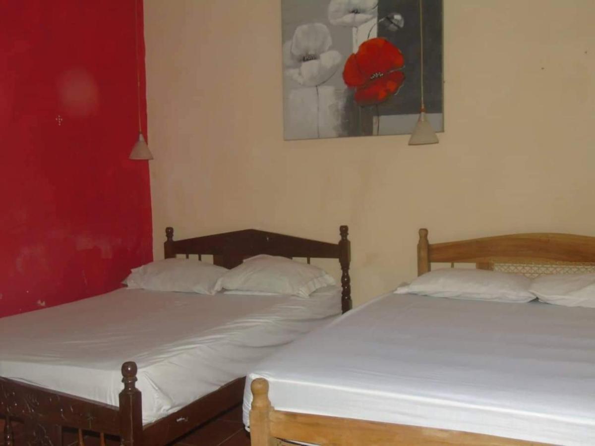 Hostal Vacaciones Nicas Leon Exterior photo